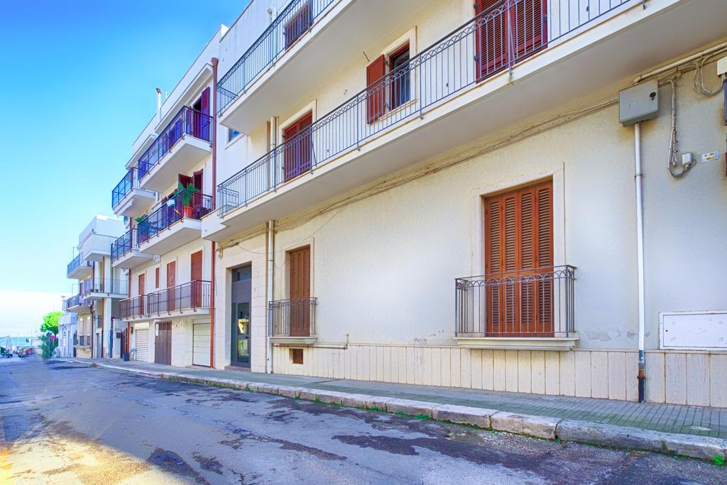 Giosa Apartment Полиньяно-а-Маре Экстерьер фото