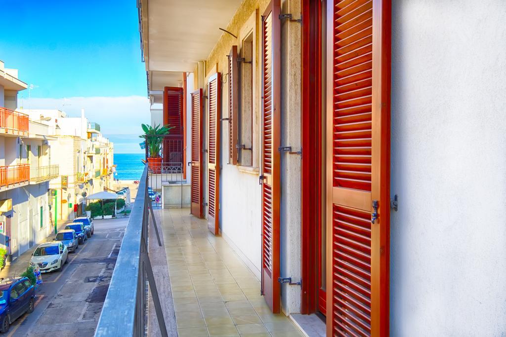Giosa Apartment Полиньяно-а-Маре Экстерьер фото